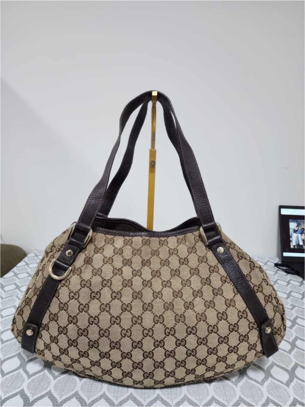 Authentic Gucci GG Canvas Abbey Tote Beige/Chocolate Brown - Picture 4 of 14